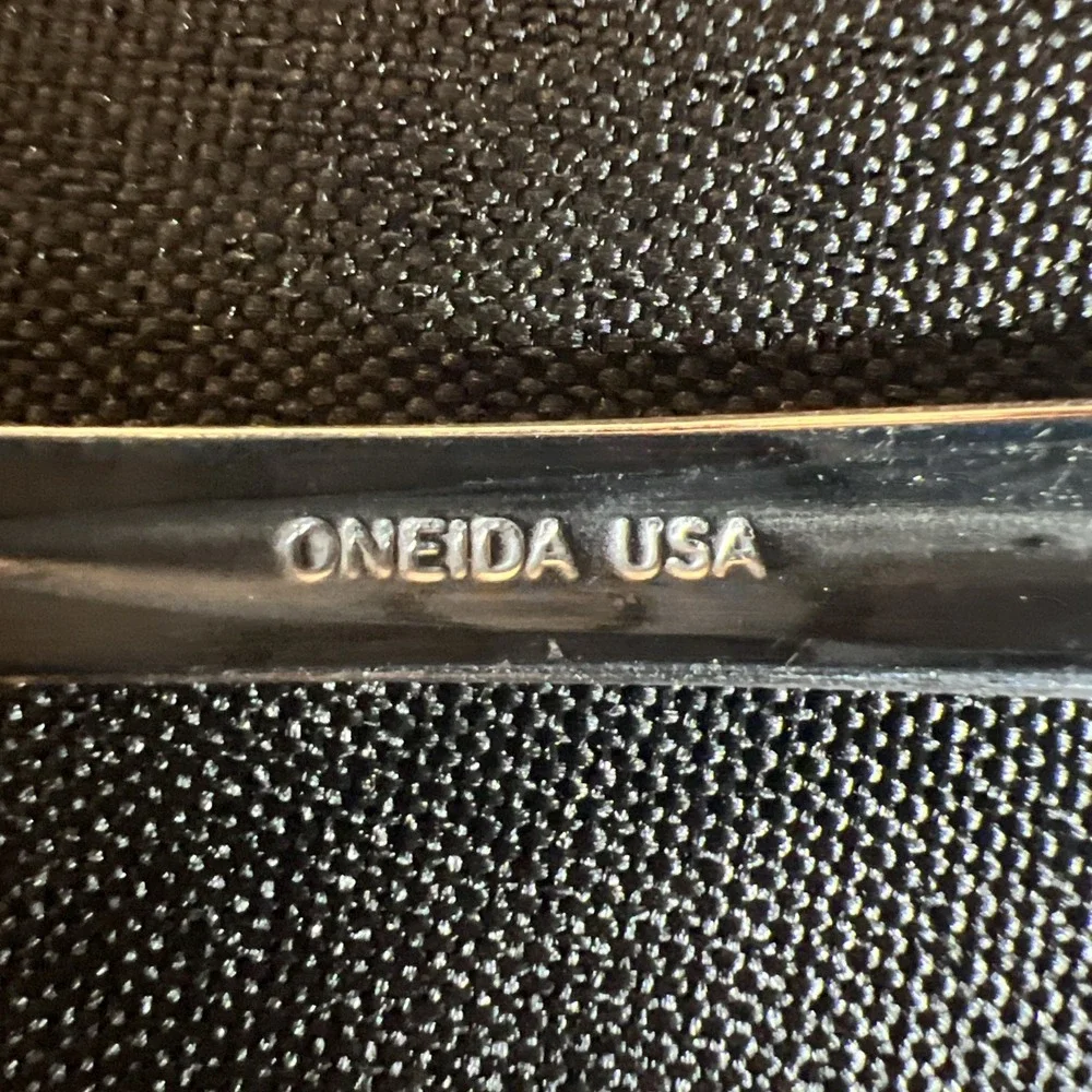 4pc - Oneida‎ Tribeca  SALAD FORKS -  6.5